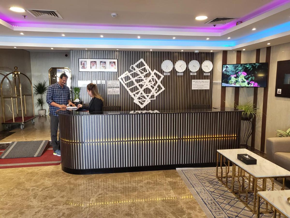Sirius Tower Aparthotel Manama Luaran gambar