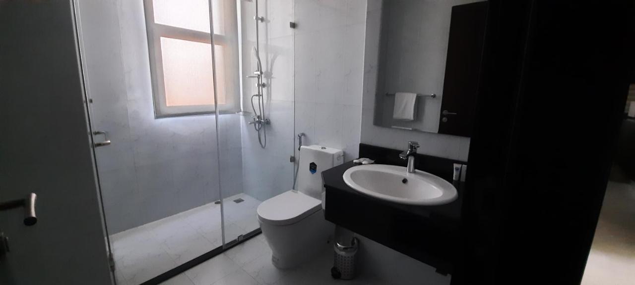 Sirius Tower Aparthotel Manama Luaran gambar