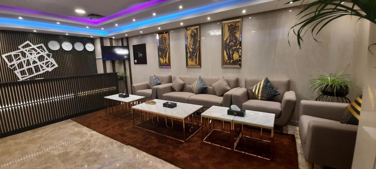 Sirius Tower Aparthotel Manama Luaran gambar