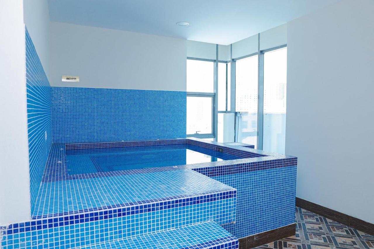 Sirius Tower Aparthotel Manama Luaran gambar