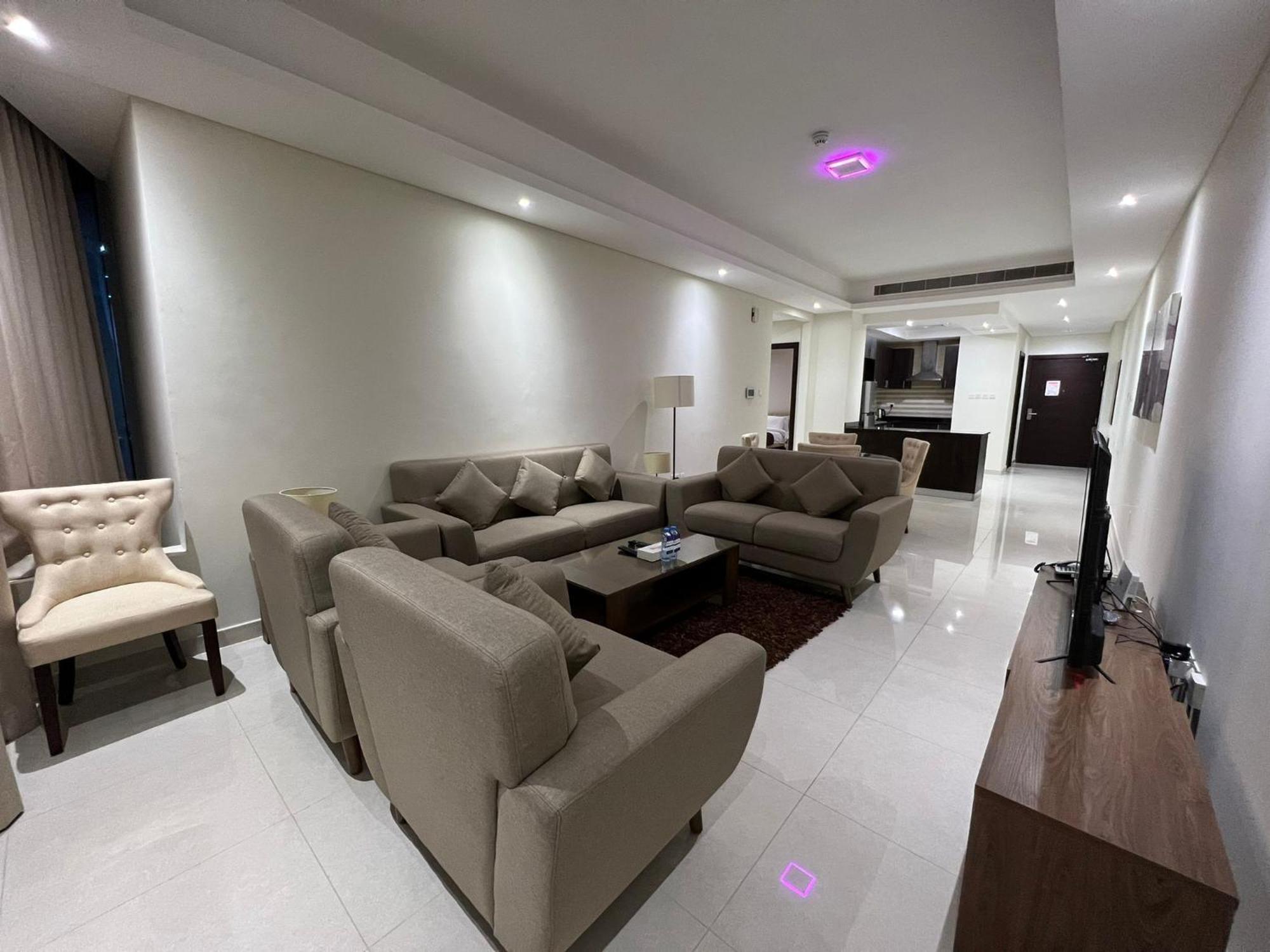 Sirius Tower Aparthotel Manama Luaran gambar