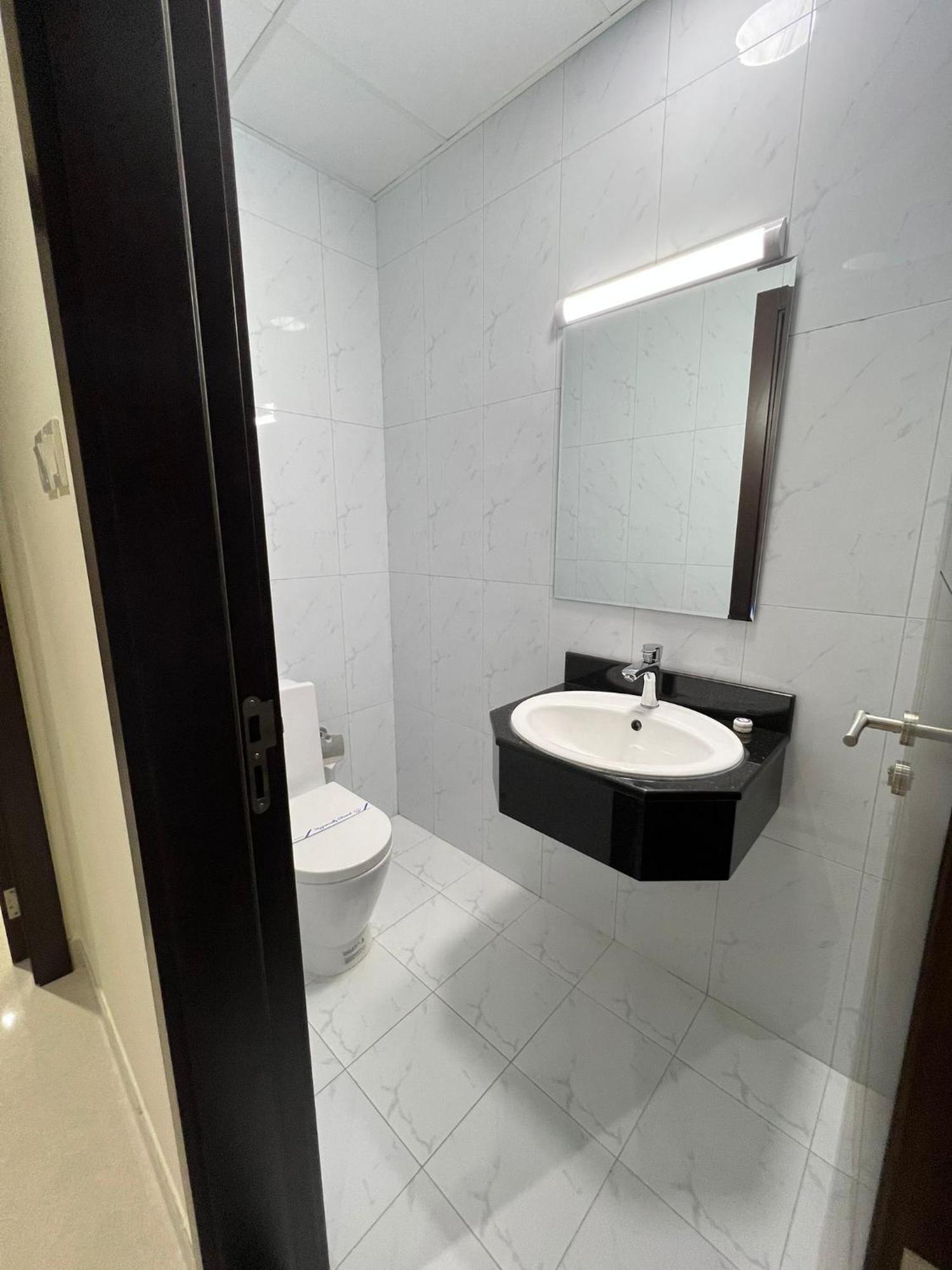 Sirius Tower Aparthotel Manama Luaran gambar