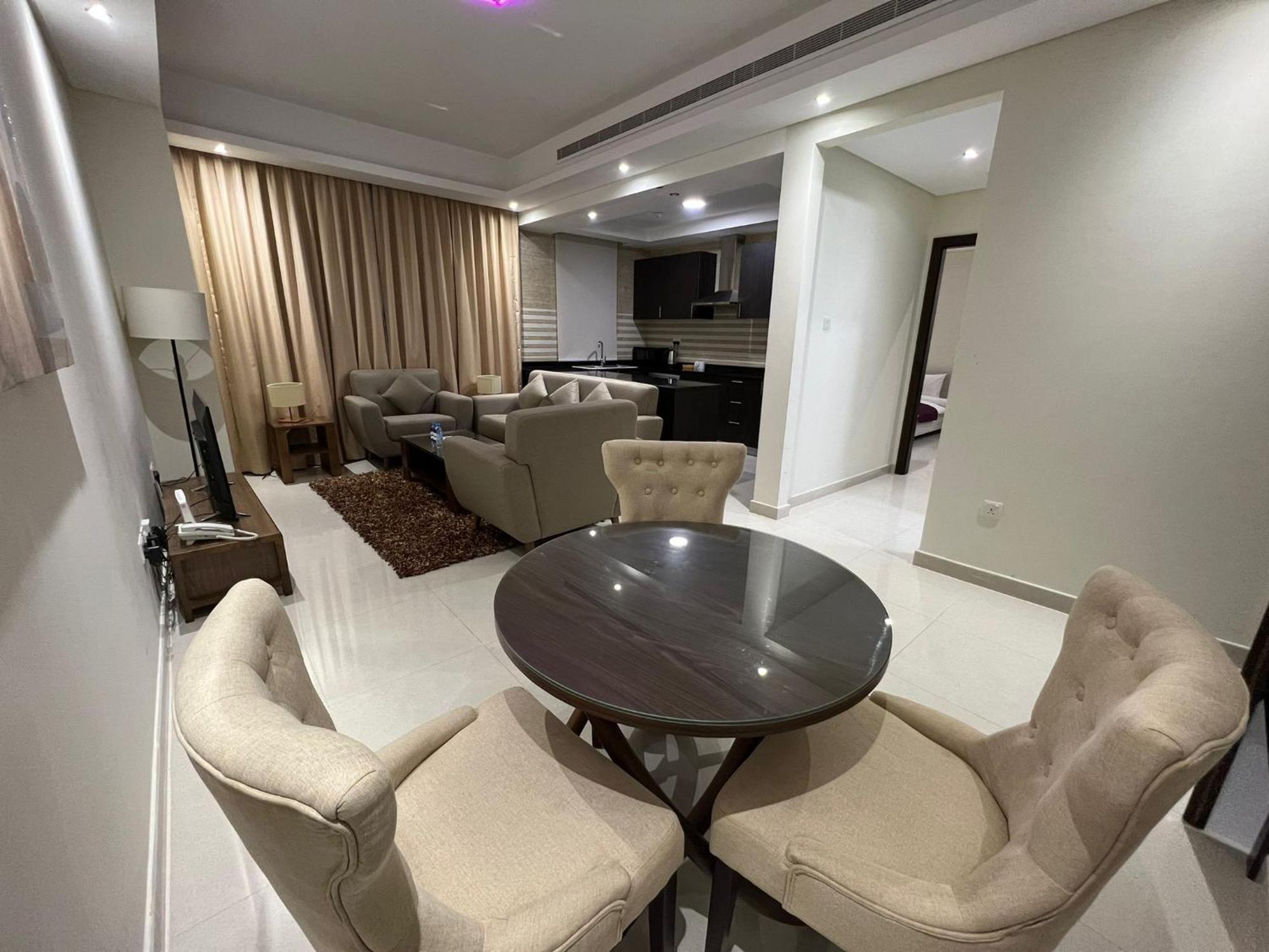 Sirius Tower Aparthotel Manama Luaran gambar