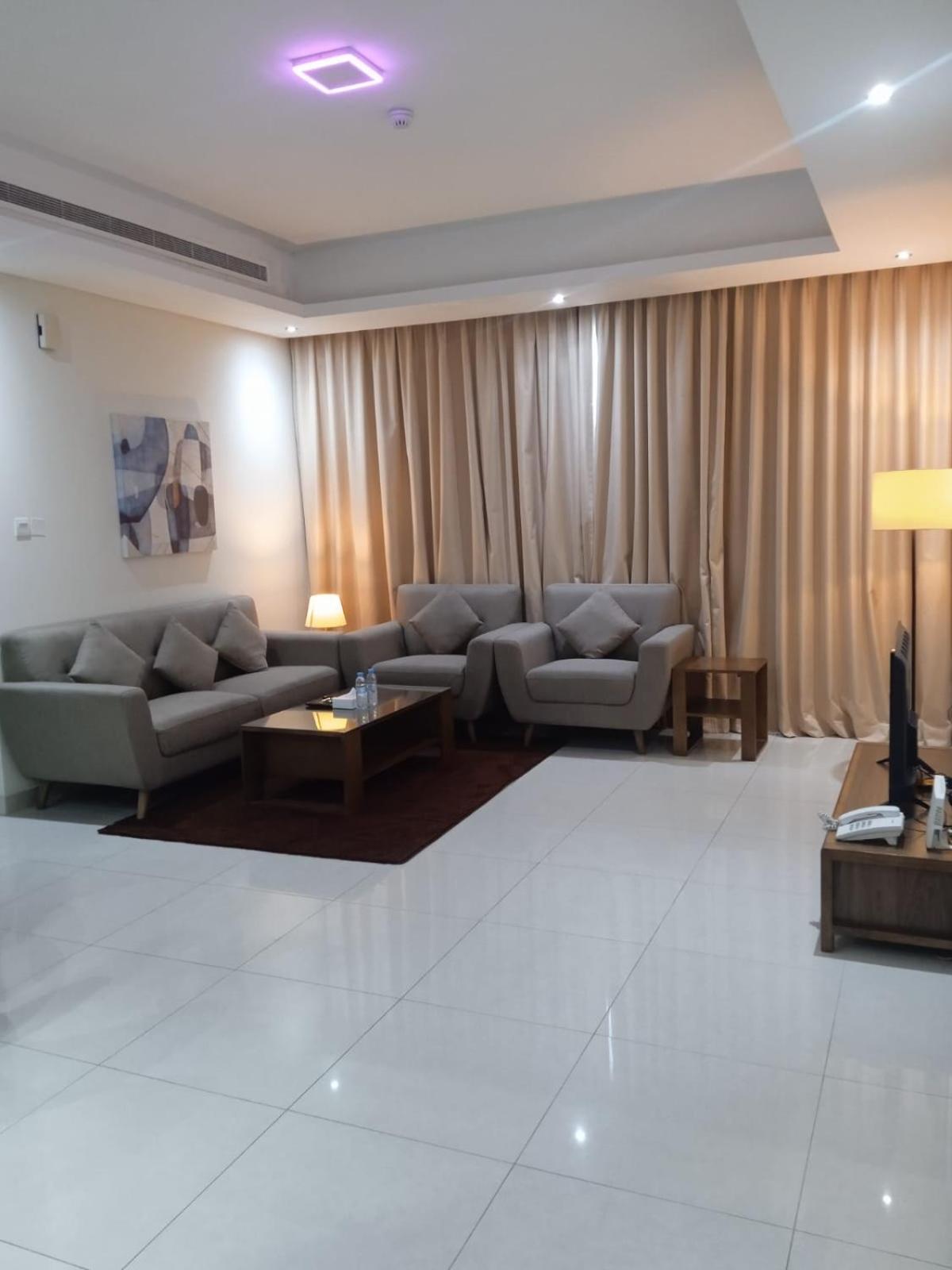 Sirius Tower Aparthotel Manama Luaran gambar