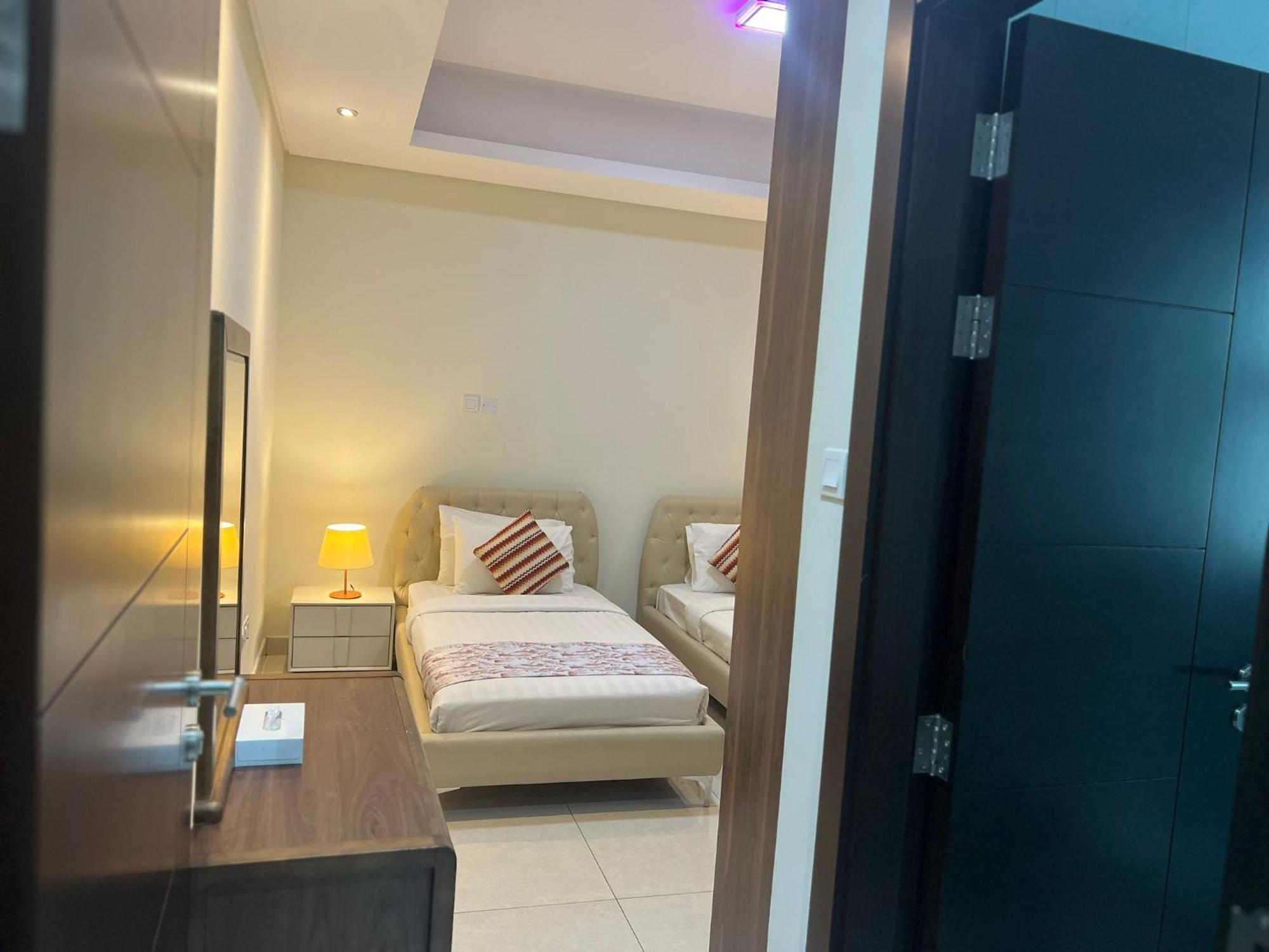 Sirius Tower Aparthotel Manama Luaran gambar