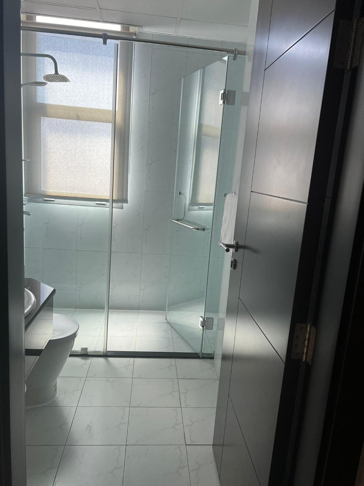 Sirius Tower Aparthotel Manama Luaran gambar