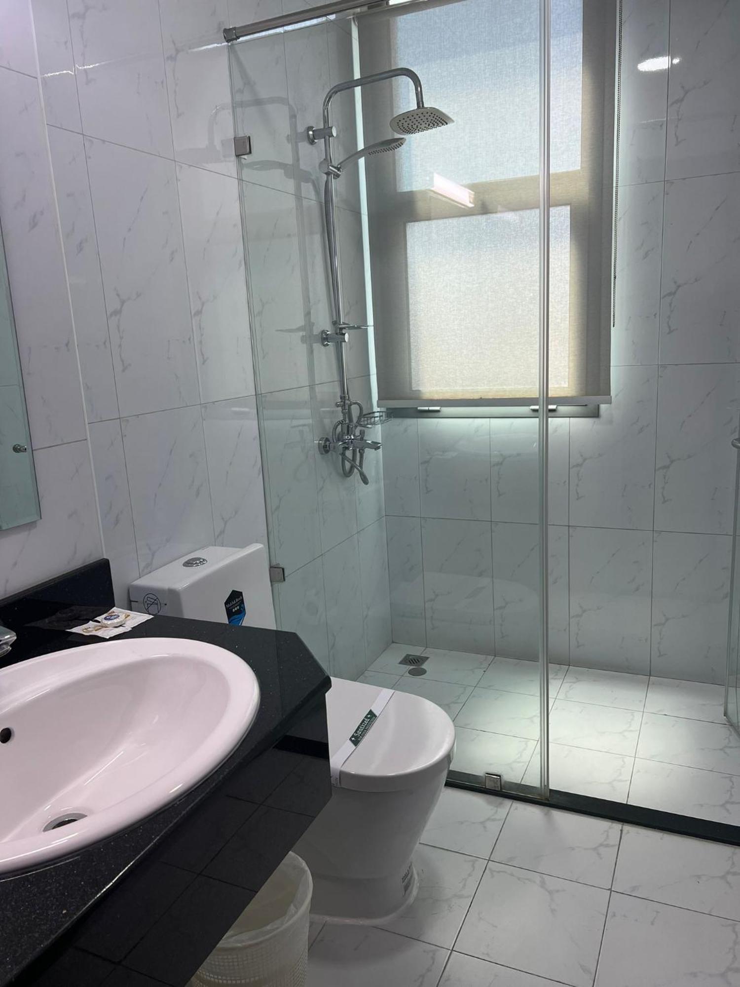 Sirius Tower Aparthotel Manama Luaran gambar