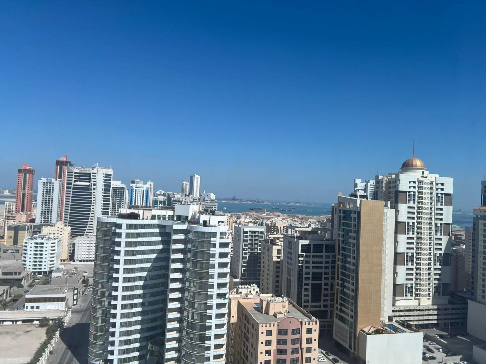 Sirius Tower Aparthotel Manama Luaran gambar